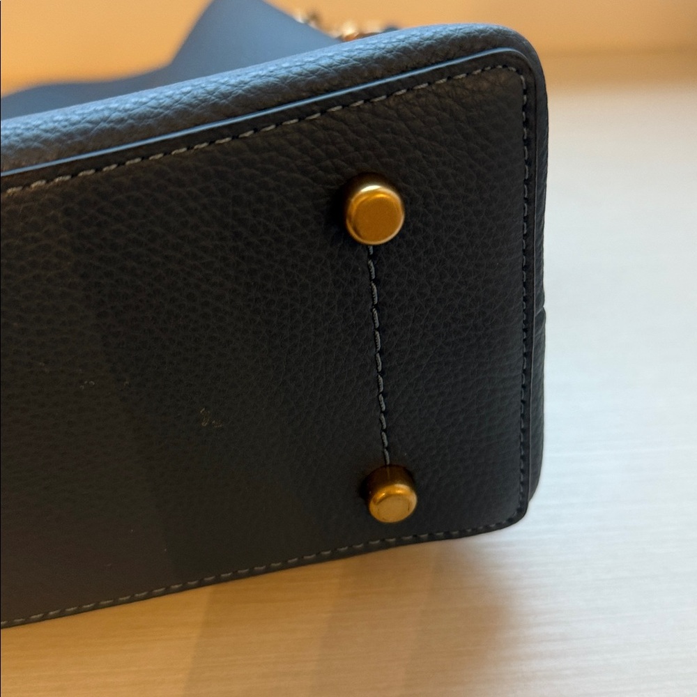 Coach Navy Blue Shoulder Bag with Gold Accents - Picture 4 of 7